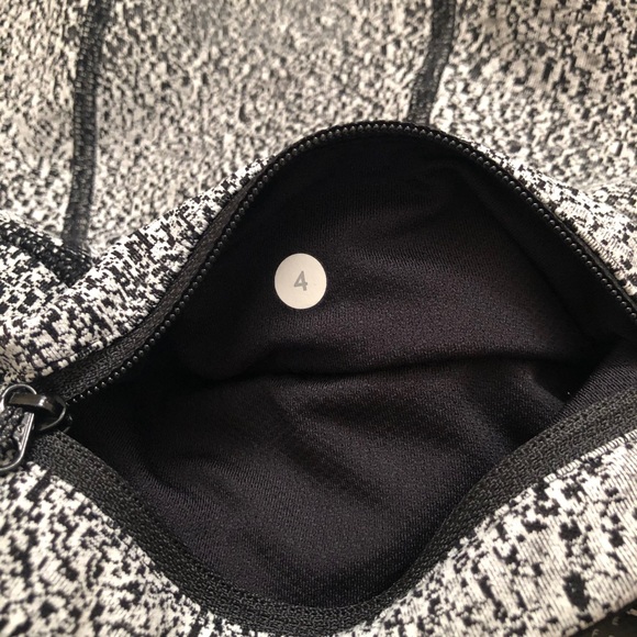 Lululemon Pace Rival Spray Jacquard white/black; 4 - Picture 7 of 8